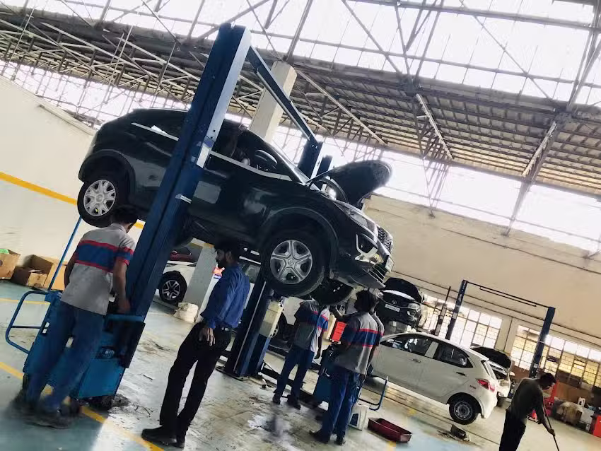 Tata Motors Cars Service Centre &ndash; Satish Motors, Chikalthana