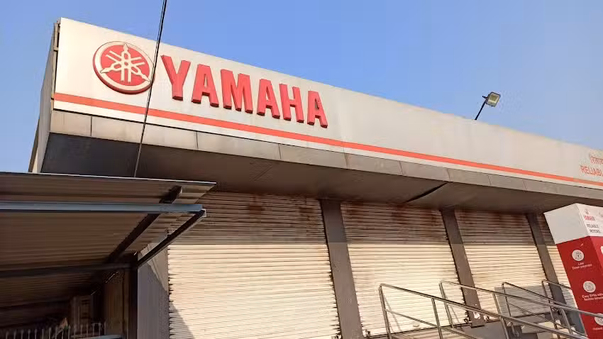 Yamaha service center